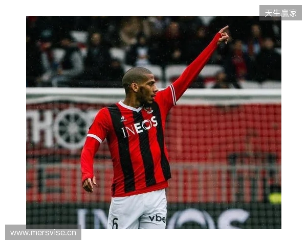 罗马诺:西汉姆联和切尔西已谈妥租借迪萨西,在等球员做决定 罗马诺:西汉姆联和切尔西已谈妥租借迪萨西,在等球员做决定