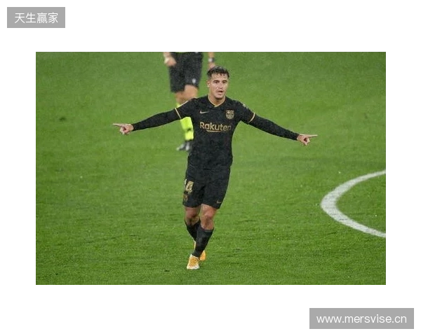 巴萨官方:莱万左眼眶骨折,将缺席对阵马竞的比赛