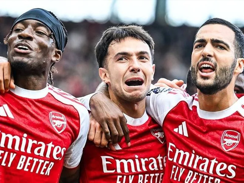 早报：领跑继续！阿森纳3-2逆转樱桃；巴萨2-0西班牙人